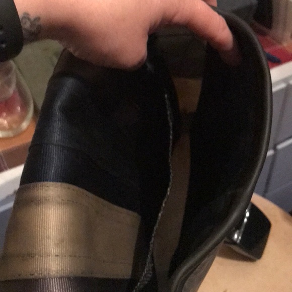 Mari Cla Ro over the shoulder bag. - Picture 7 of 8